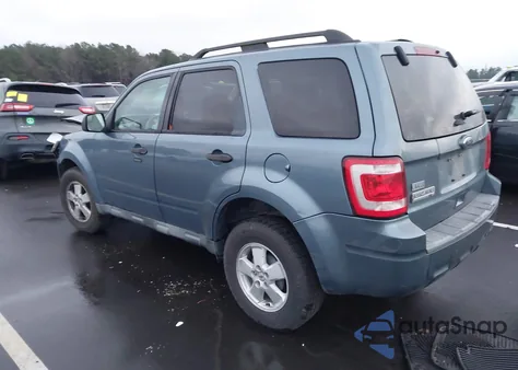 2012 Ford Escape Xlt z USA, uszkodzony, nr VIN 1FMCU0D78CKA42073